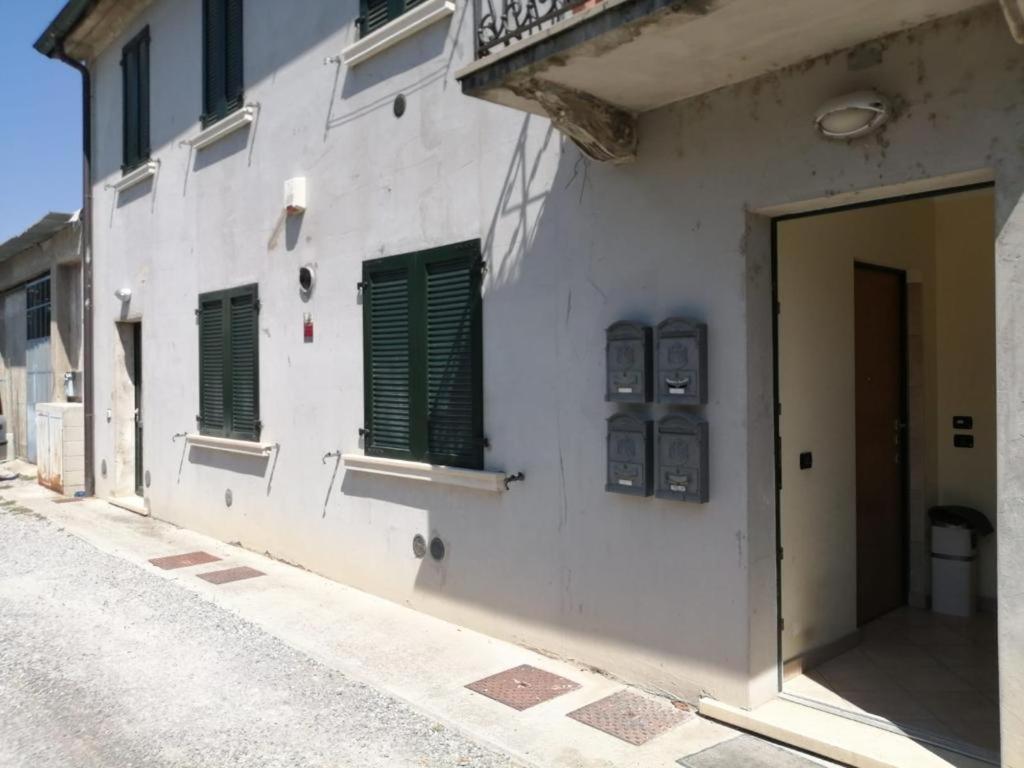 La Casa Di Alyss Apartment Bergamo Exterior photo
